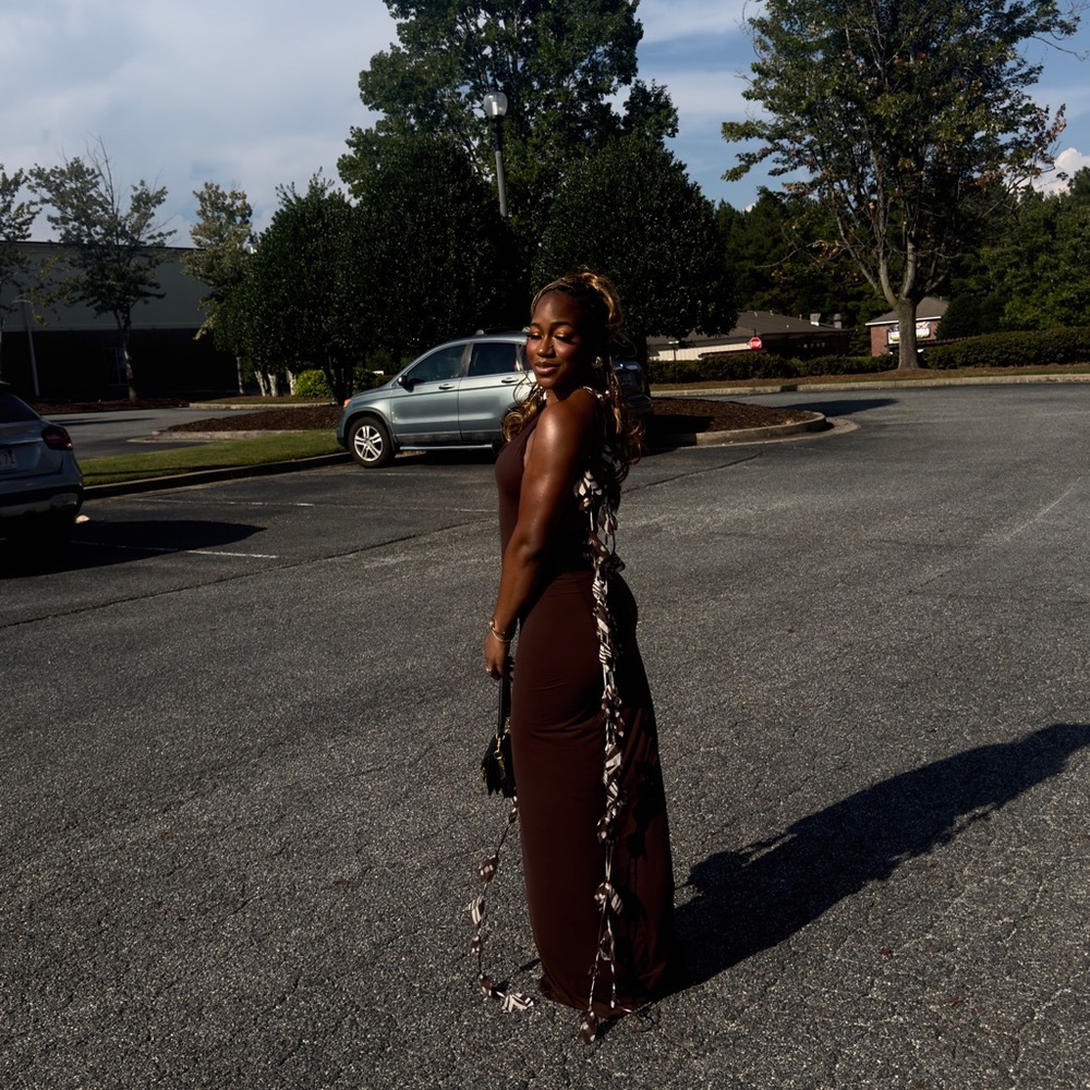Women’s Brown Sleeveless Maxi Dress - Picture 3 of 3